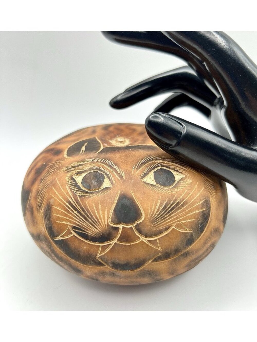 Vintage Signed Peruvian Hand Carved Indian Folk Art Cat Gourd